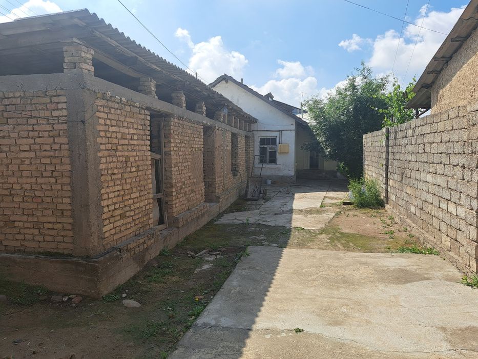 Продаём дом участок в Келесе 5 соток