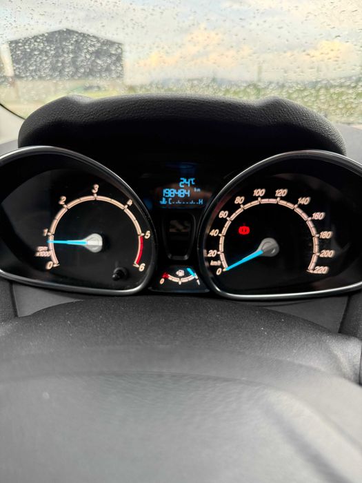Ford Fiesta 2016  1 .5 TDI euro 6  GARANTIE 12 LUNI (CUTIE MOTOR)