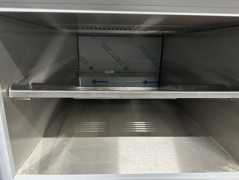 Холодильная витрина оборудование