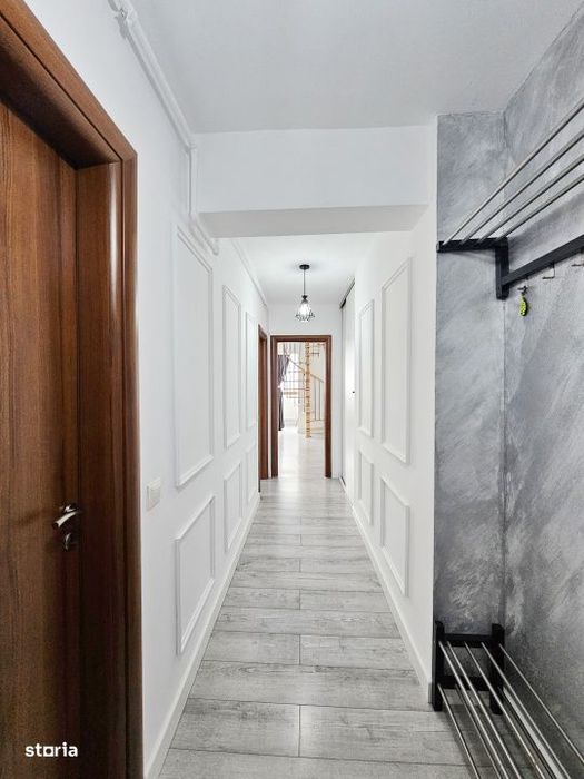 Apartament 2 camere + pod amenajat, in folosinta exclusiva.