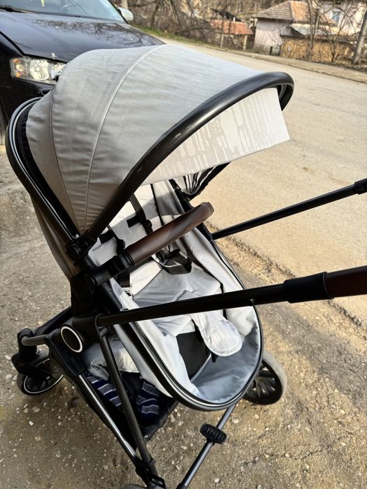 Продавам бебешка количка Chipolino Aura – Сива