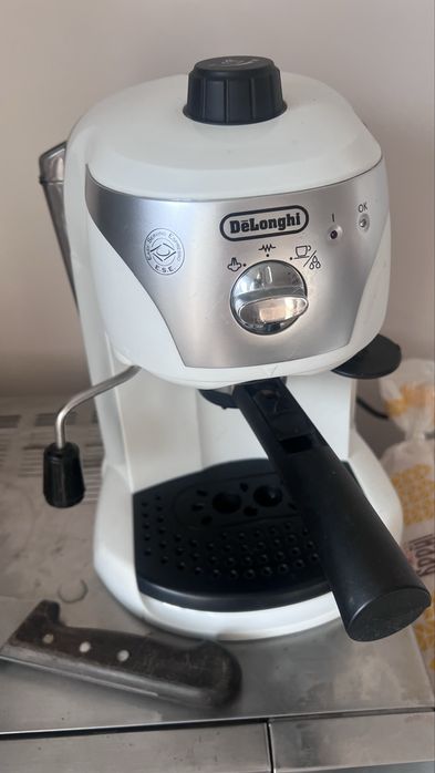 Delonghi Кафемашина