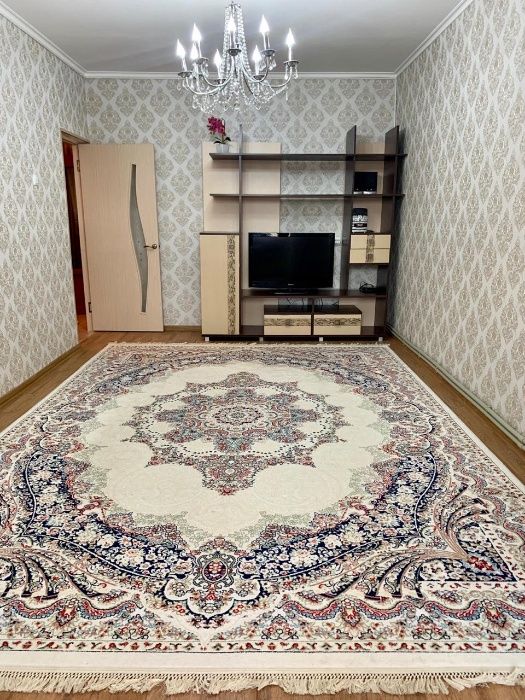 Сдам 2 км. квартиру, в центре