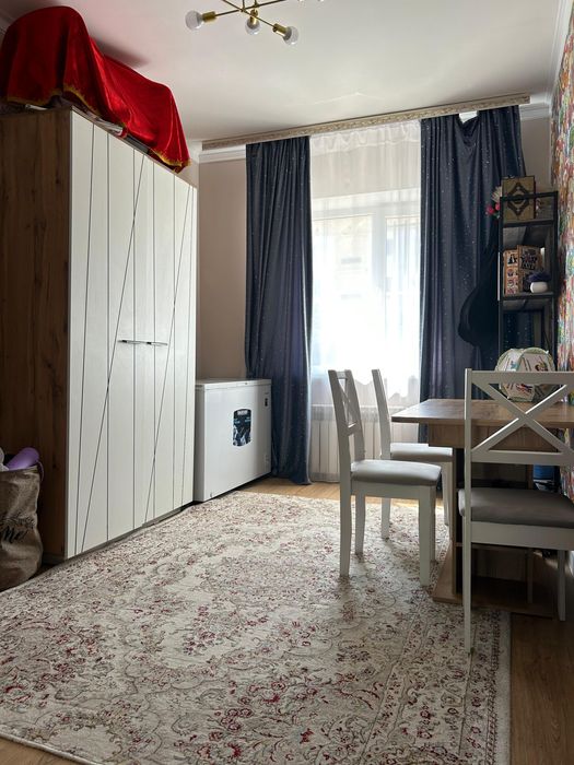 Продается 4-х ком. квартира