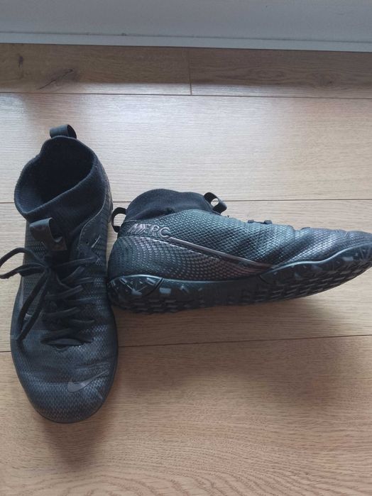 Nike Mercurial оригинални бутонки стоножки 38 н