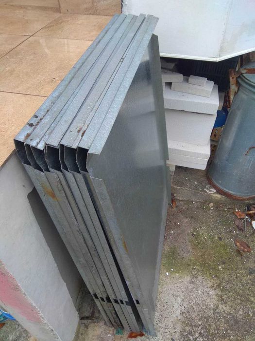 Подцинковани метални плоскости за стелажи ламаринени рафтове 130x90 см