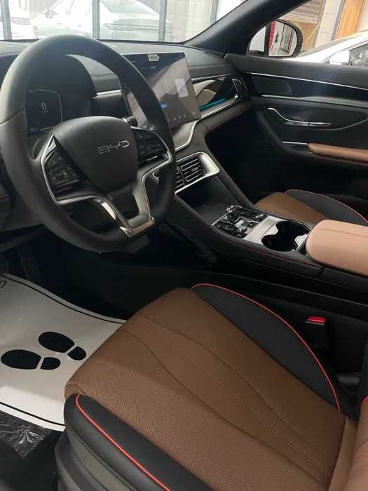 BYD SONG PLUS DM-i Champion (150km Flagship)