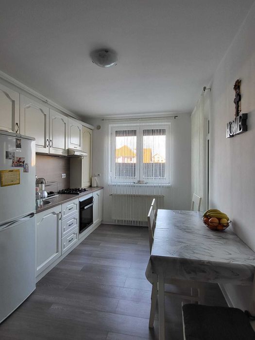 Apartament cu două camere de vânzare