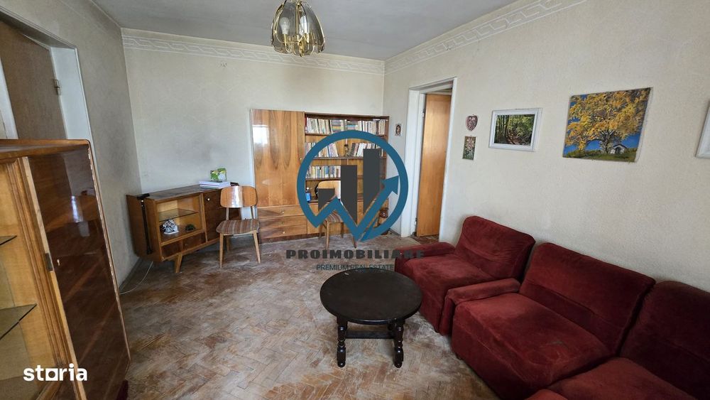 Vand apartament 3 camere Craiovei