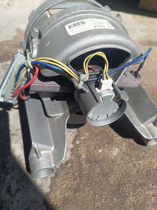 Мотор стиральной машины