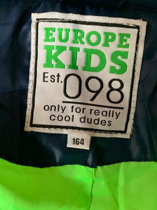 Geaca de copii marimea 164 ( 10-11-12 ani)