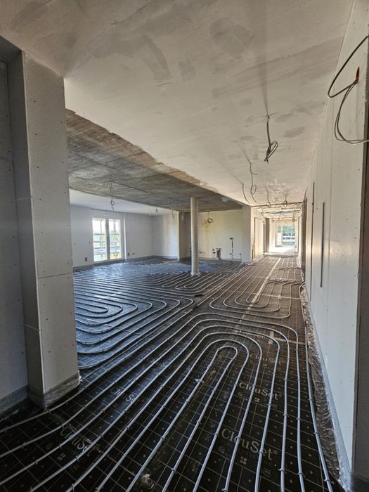 Instalator încălzire în pardoseală