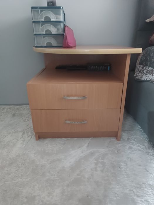 Тумба при кроватная