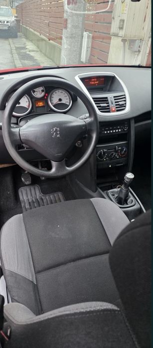 Vand /schimb peugeot 207 1.4i 2008 A/C functional