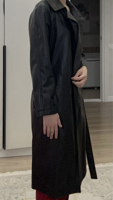 Кожанный плащ от страдивайрус(stradivirus)