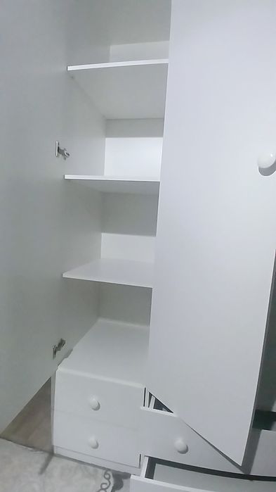 Шифоньер белый новый 220×130×55