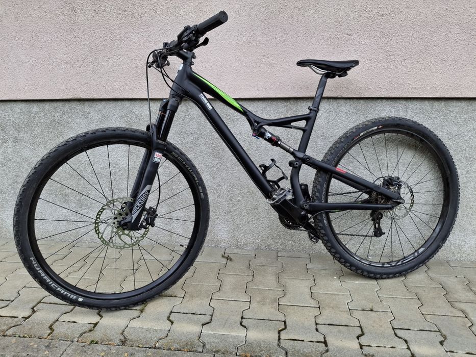Bicicleta full suspension specialized