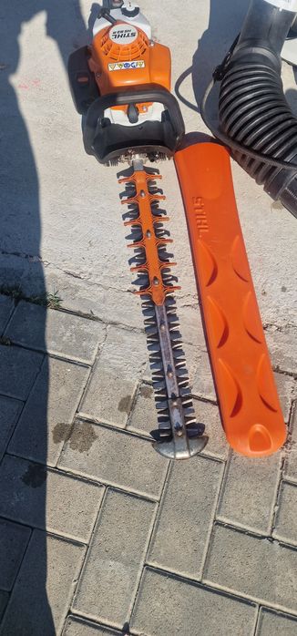 Бензинов храсторез STIHL HS 82 R