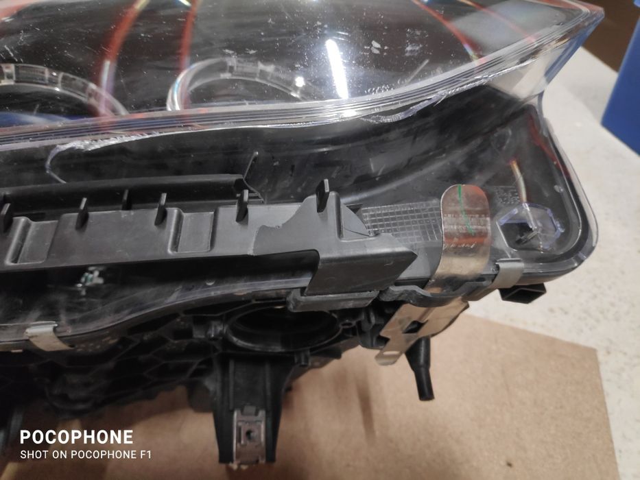 Ляв фар Bmw 1 Ser  Bi-xenon- СЪС ЗАБЕЛЕЖКИ!