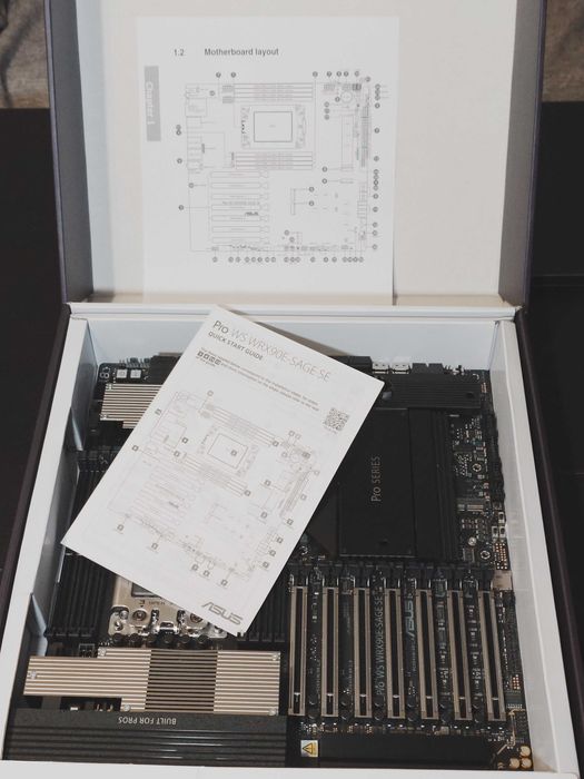 ново дъно Asus Pro WS WRX90E-SAGE SE AMD WRX90 Socket sTR5 EEB