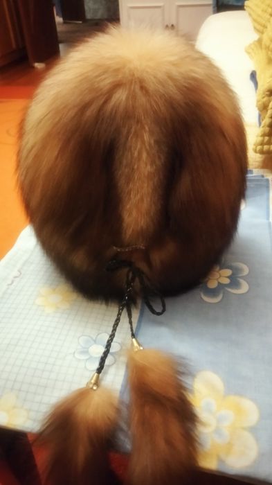 Шапка  женскаяиз чернобурки