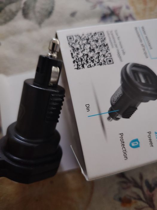 Adaptor de alimentare pentru moto BMW