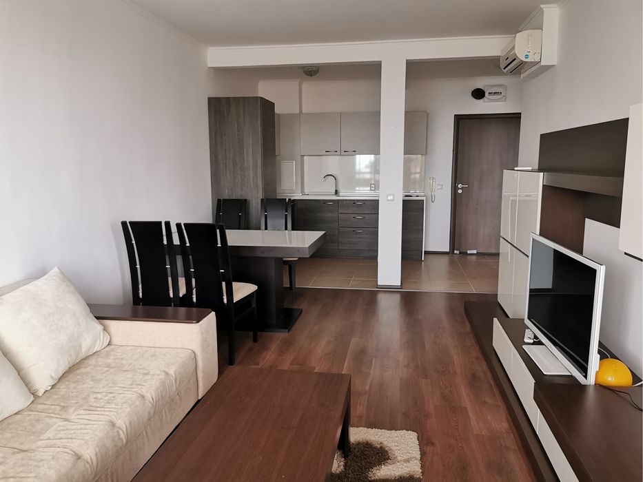 Дава се под наем Двустаен апартамент в Варна, м-т Траката - 75 кв.м за 550 € - Снимка #6