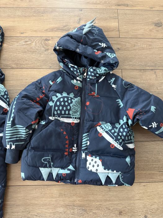 Продам детский комбез с курткой