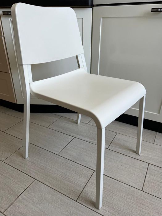 Продам стулья IKEA Teodores
