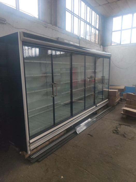 Rafturi pentru magazin