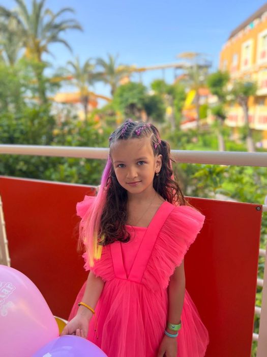 Продам платье для девочки