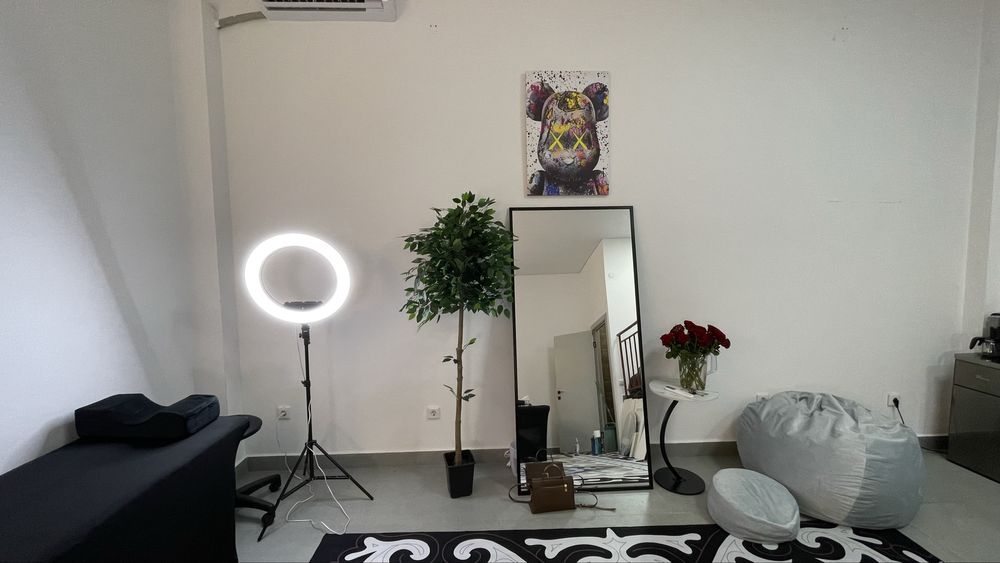 Сдам кушетку в студии