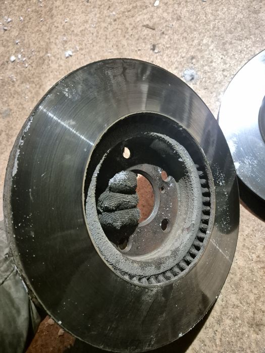 Пружины диски тормозные