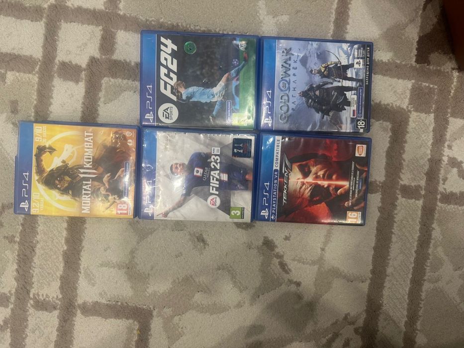 Продам приставку ps4