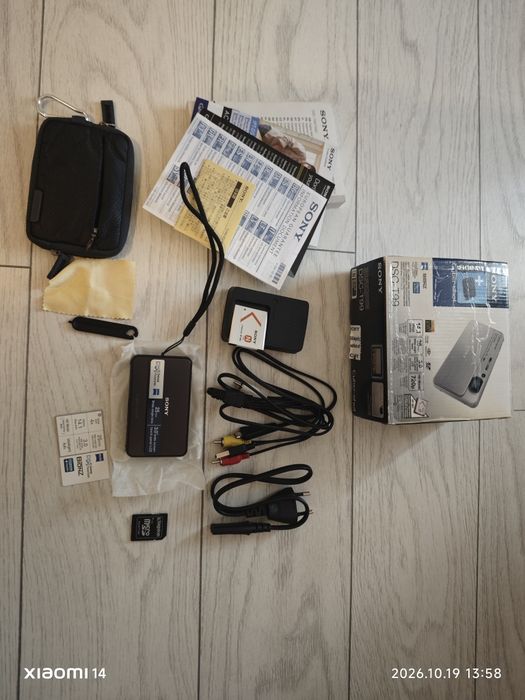 Sony Cyber-Shot DSC-T99