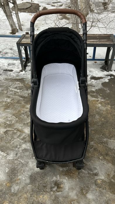 Продам коляску 2в1