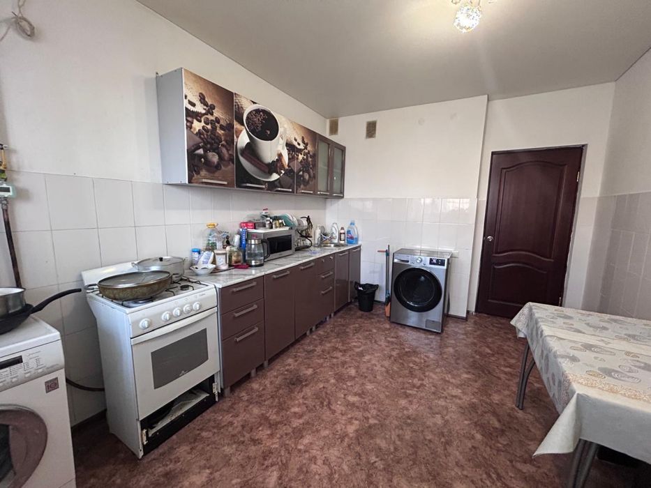 Продам 3 комначную квартиру