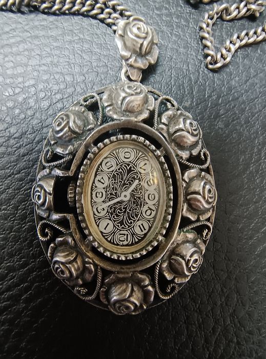 Красиво Сребърно Дамско Дизайнерско Колие  Часовник