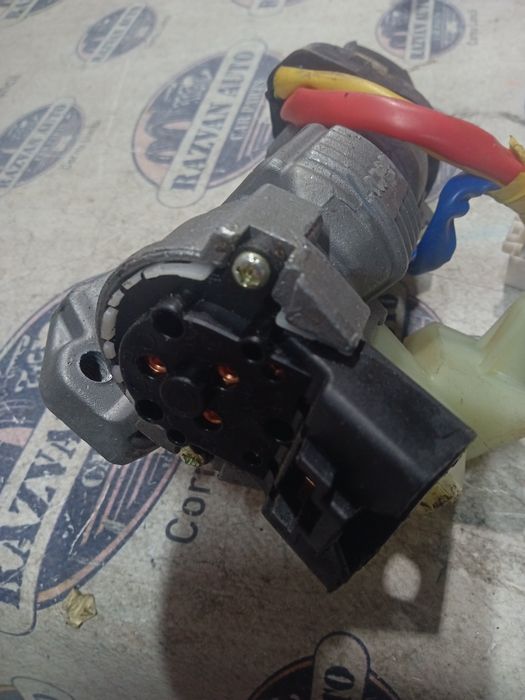 contact plus cheie  kia ceed 2014