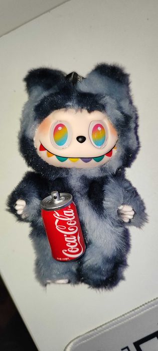 Labubu Coca Cola плюшена играчка