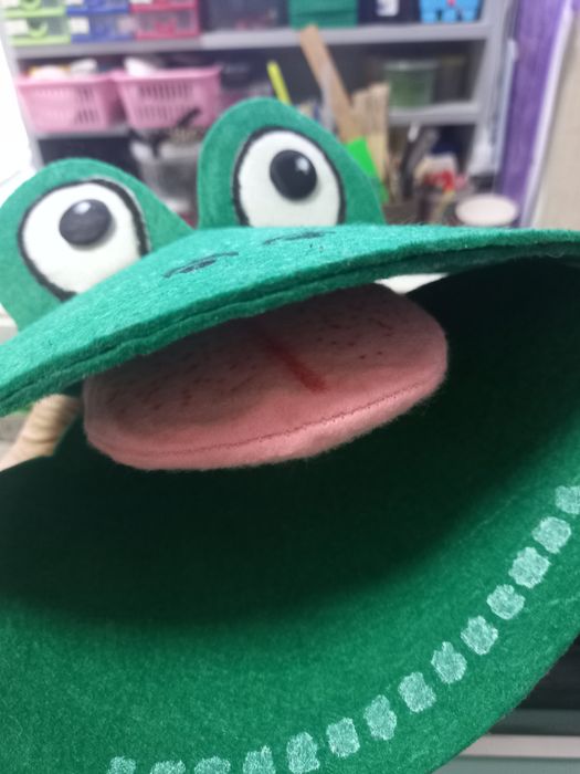 Продам игрушка  -перчатка