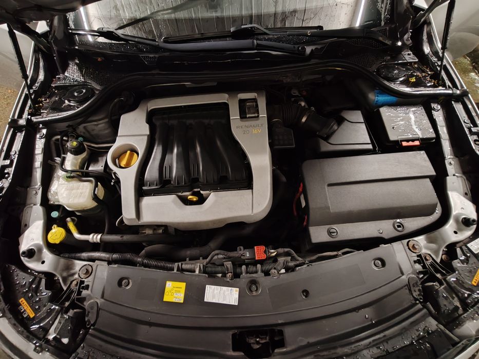 Vând Renault Latitude