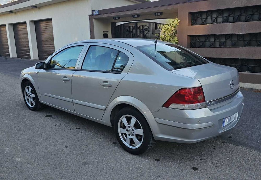 OPEL Astra 2009 — imagine 3