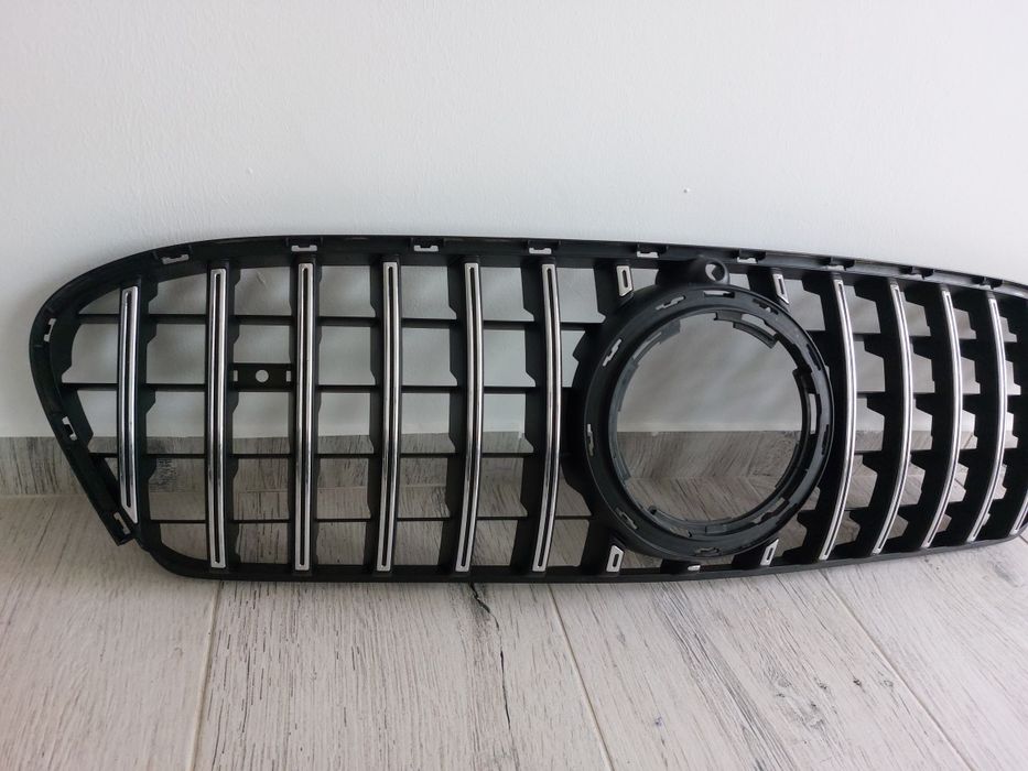 Grila radiator mercedes gle w167 amg grila mercedes eqa w243 originale