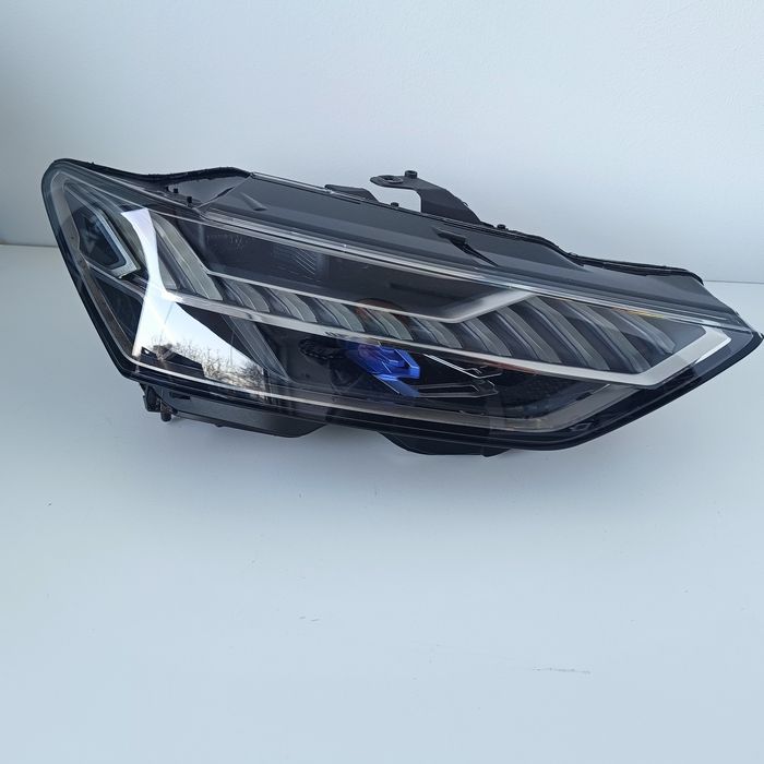 Десен фар за AUDI A7 4K8 4K8.941.086.F