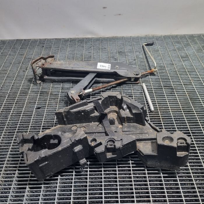 Cric AUDI Q7 - (1463) NU Garantie