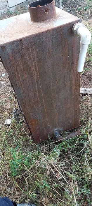 Печь газ уголь почти новый