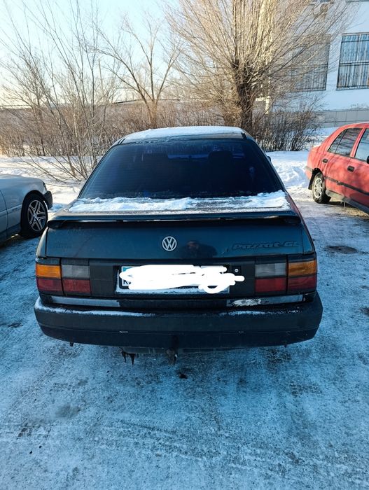 Продам пассат б3 седан