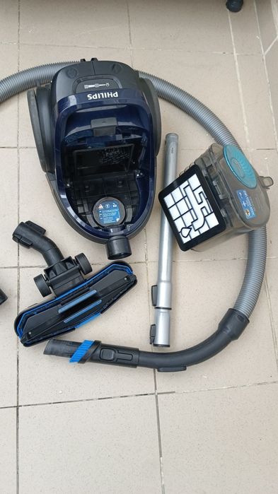 Пылесос Philips 1900w