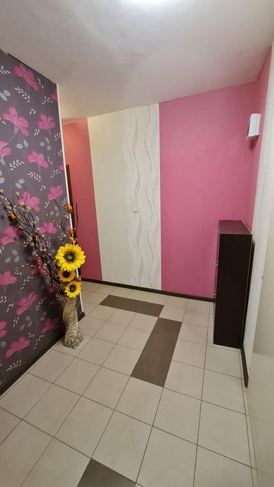 Тристаен апартамент в ж.к. Дружба 2 .